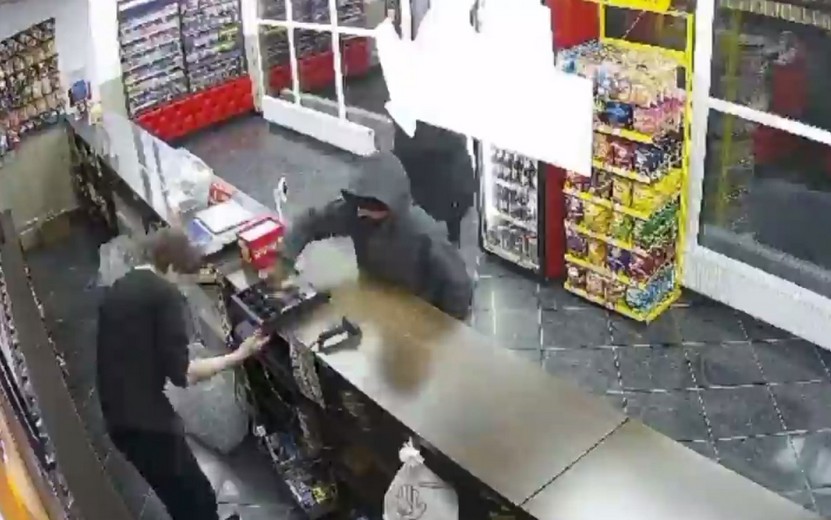 Ограбившего пивной магазин жителя Ижевска арестовали