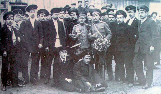 1914 год. В Ижевске провожают на фронт участников Первой мировой войны