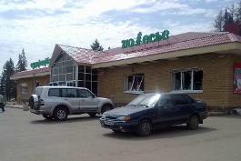 Магазин в Малой Пурге после взрывов на арсенале в Пугачево. vkontakte.ru