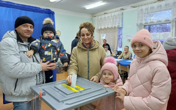 Выборы президента России в Удмуртии: верхом на избирательный участок и надомное голосование