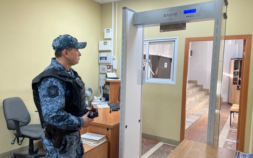 Пожар произошел в здании мировых судей в Ижевске