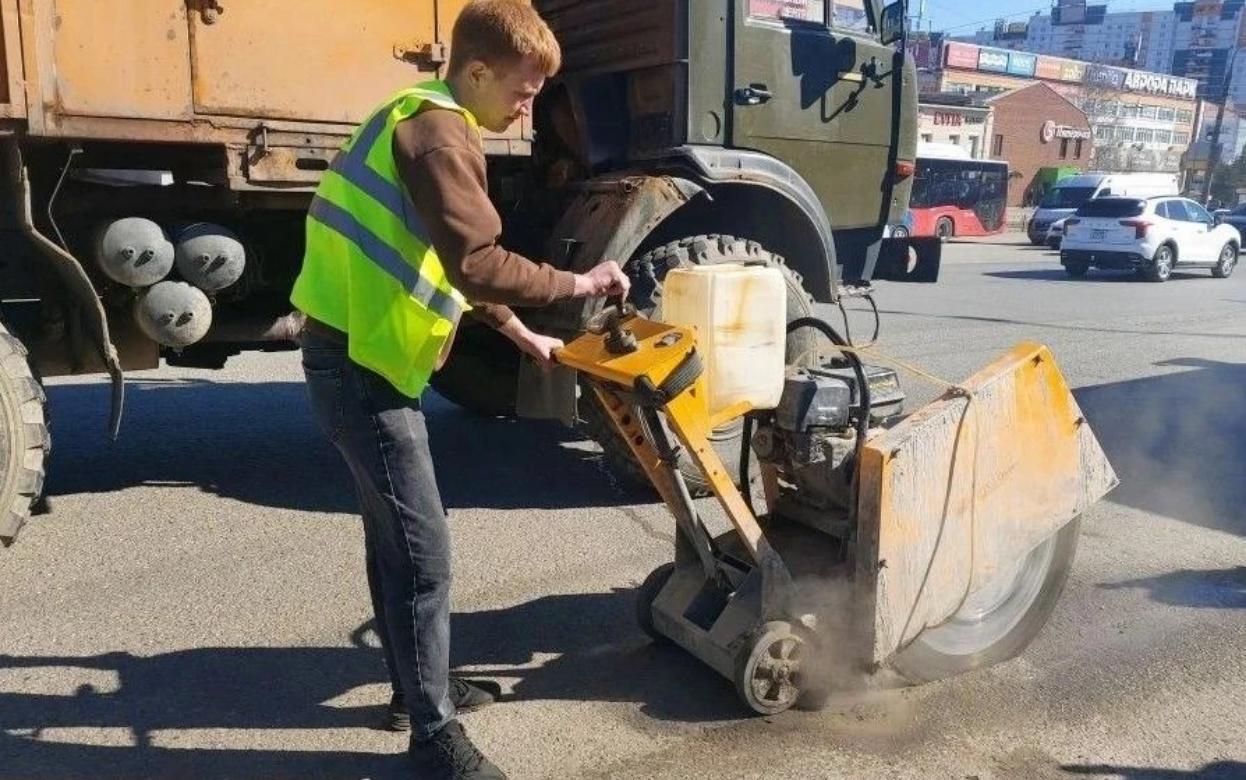 Федеральные эксперты проверили прочность основания ул. Удмуртской в Ижевске