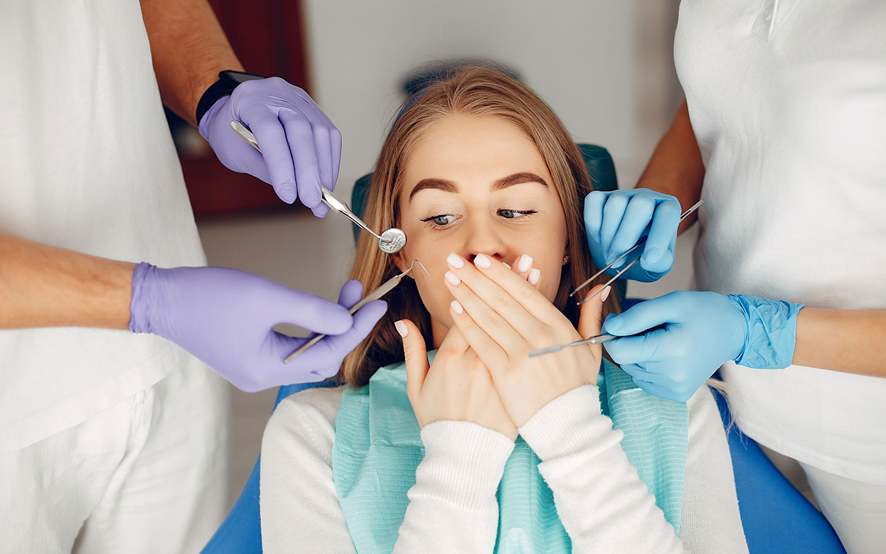 «Агрессивное разводилово»: в социальных сетях Ижевска обсуждают стоматологов-мошенников