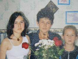 автора.  Елена Пушкарева с дочерьми