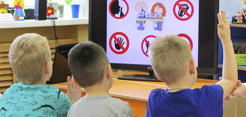 Можно ли изучать экономику в детском саду: декада STEM-образования стартовала в Ижевске