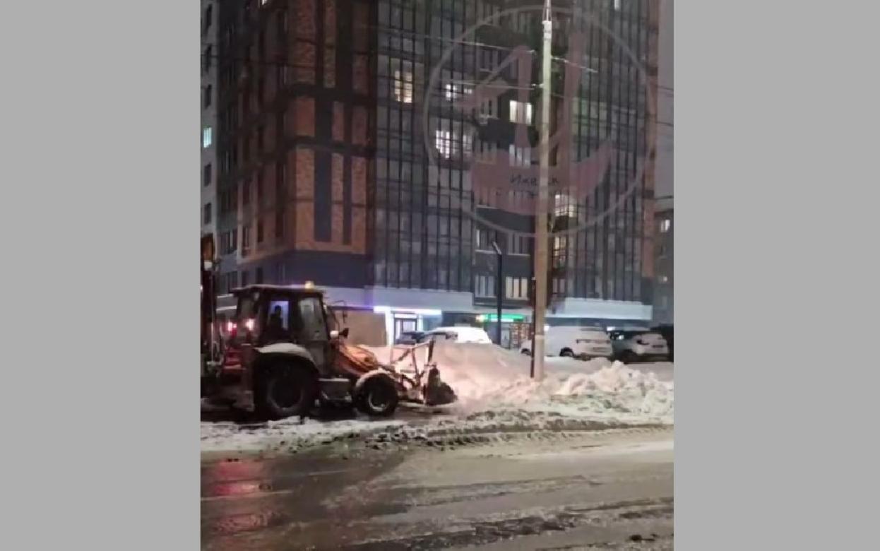 Видеофакт: участок улицы Коммунаров подтопило в Ижевске