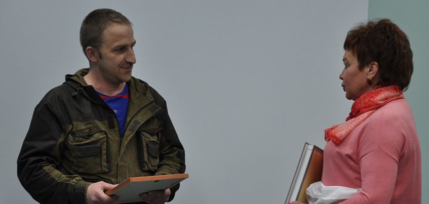 Житель Воткинска получил награду за спасение мальчика