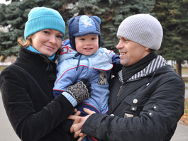 Ижевчане Дмитрий и Екатерина Хохряковы: «У нашего Данилки самая правильная шапочка - непромокаемая и непродуваемая»