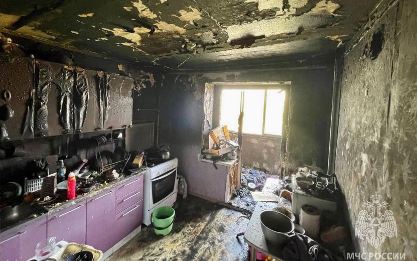 Кухня квартиры сгорела в Воткинске из-за непотушенной спички