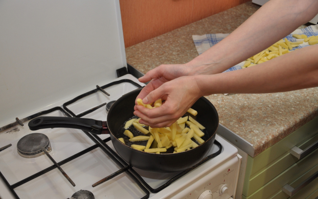 Плата женщинам.JPG