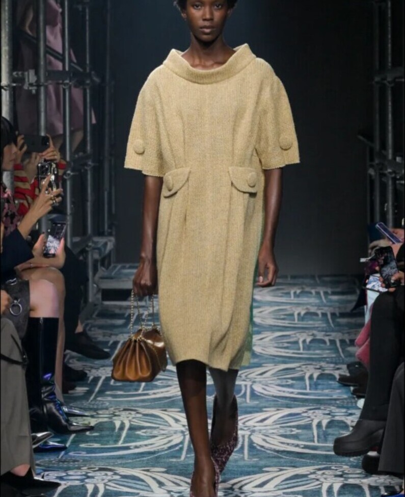 Prada 2025-10-27 7-19-55.jpg