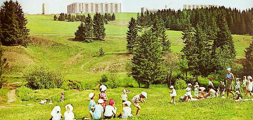 Улица Труда, начало 80-х годов. Фото: группа Вконтакте «Как жил Ижевск»