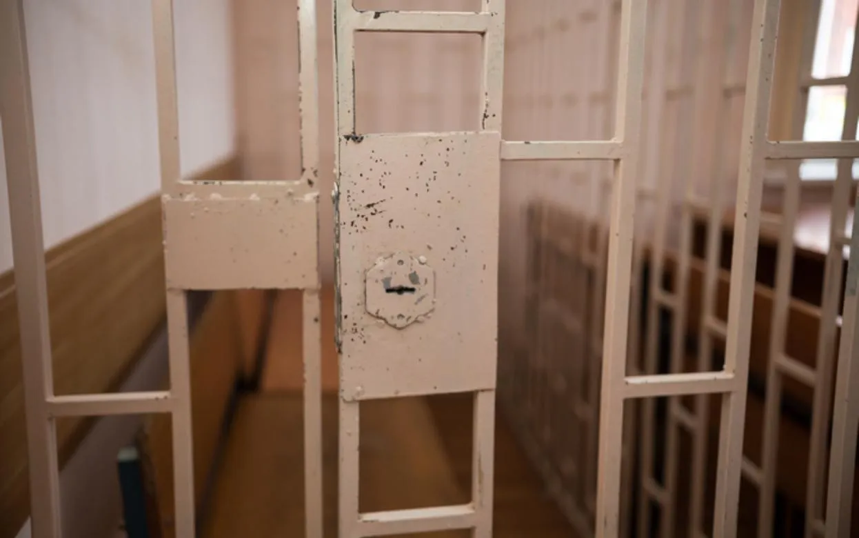 Основателя школы единоборств арестовали в Ижевске по обвинению в покупке наркотиков