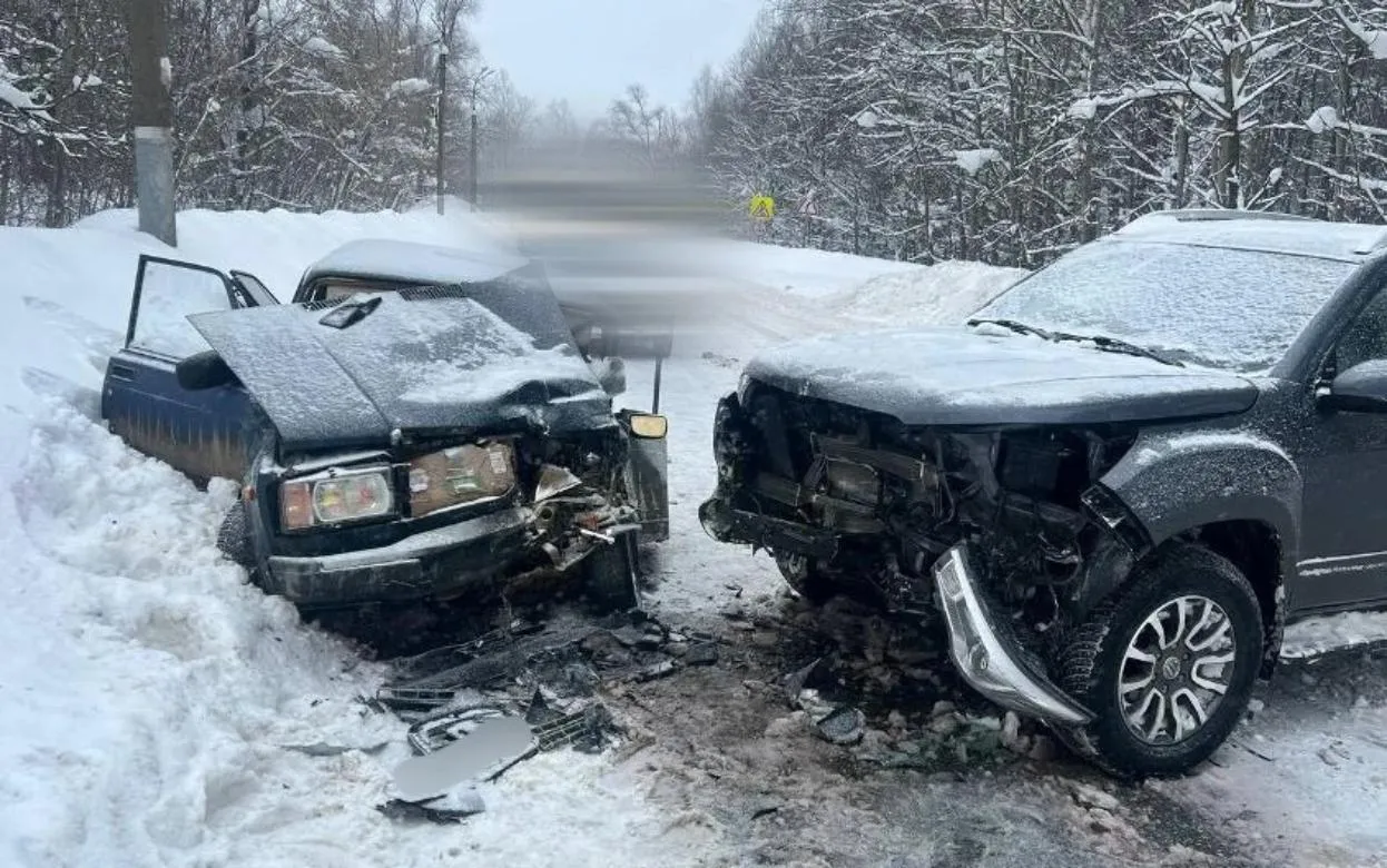 60-летний водитель «семерки» пострадал в ДТП под Ижевском