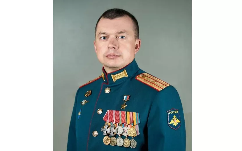 Герой России из Удмуртии рассказал впечатления о Параде Победы в Москве во время открытой студии радио «Адам» (12+)