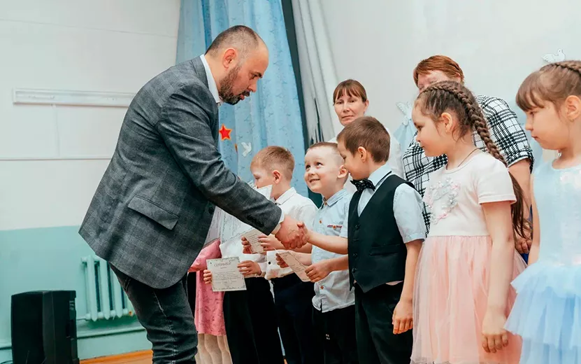 Более 200 дошколят освоили основы игры в шахматы: в Якшур-Бодьинской гимназии подвели итоги проекта «Дебют» 