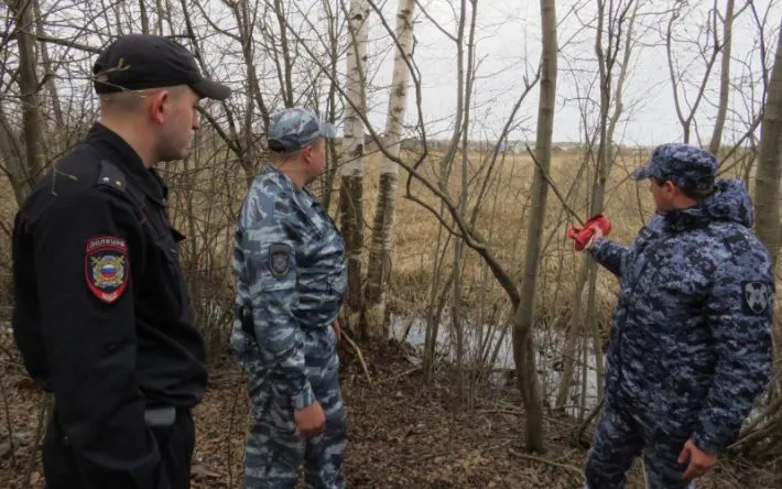 Тонущего в болоте мужчину спасли в Удмуртии