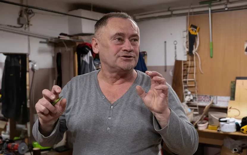 Дворник-художник из Удмуртии Семен Бухарин: «Когда глаза загораются у других людей, тогда и мне хорошо»