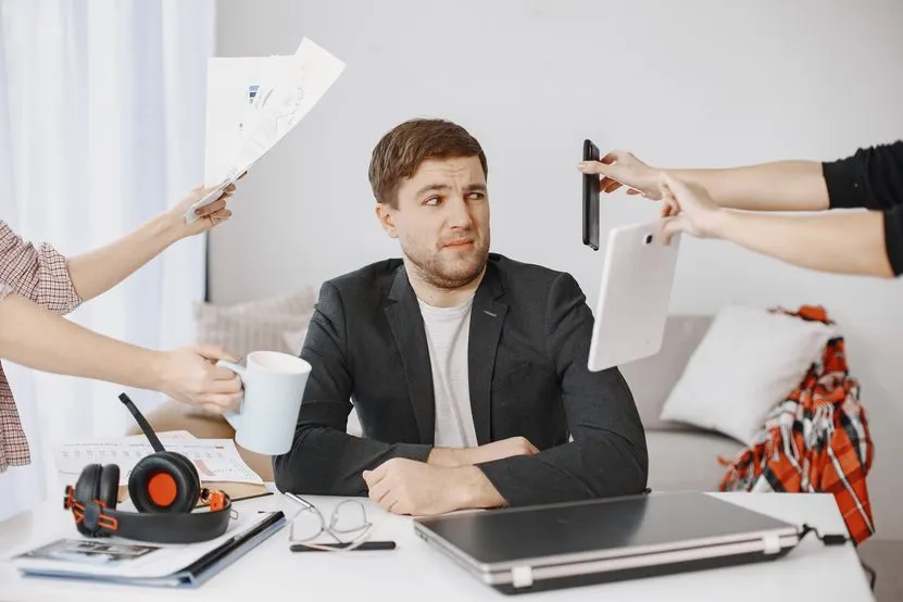 Вас используют на работе? Вот 10 признаков и способы защититься