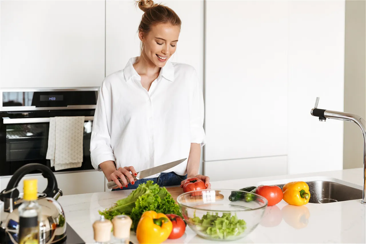 Кожа после 40 может выглядеть свежее и моложе: 7 продуктов, которые стоит чаще добавлять в меню