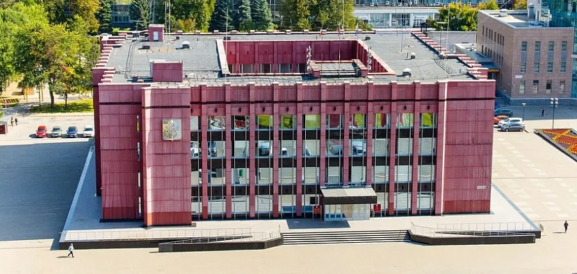 Дмитрий Селезнев
