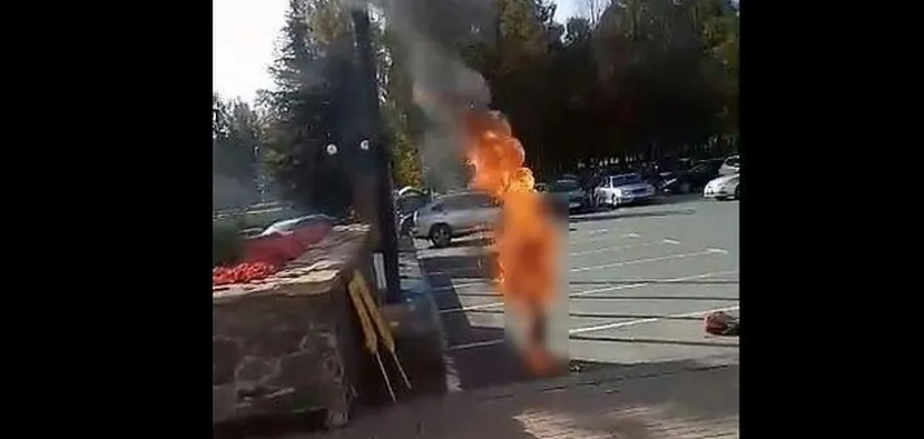 скриншот видео, «Деловой квадрат»