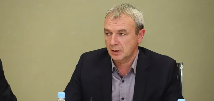 Амир Закиров