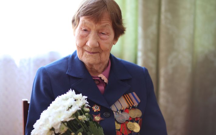 100-летняя юбилярша