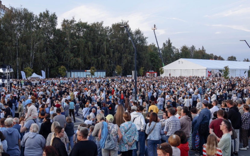 Шоу фонтанов на конкурсе «Код в городе» в Ижевске. Фото: Маша Бакланова