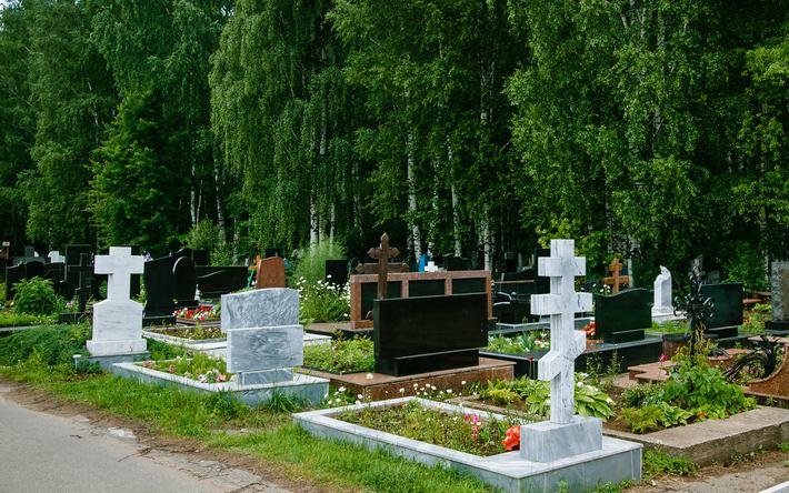 Экс-замначальника администрации кладбищ Ижевска обязали выплатить 1,4 млн руб. по делу о взятках