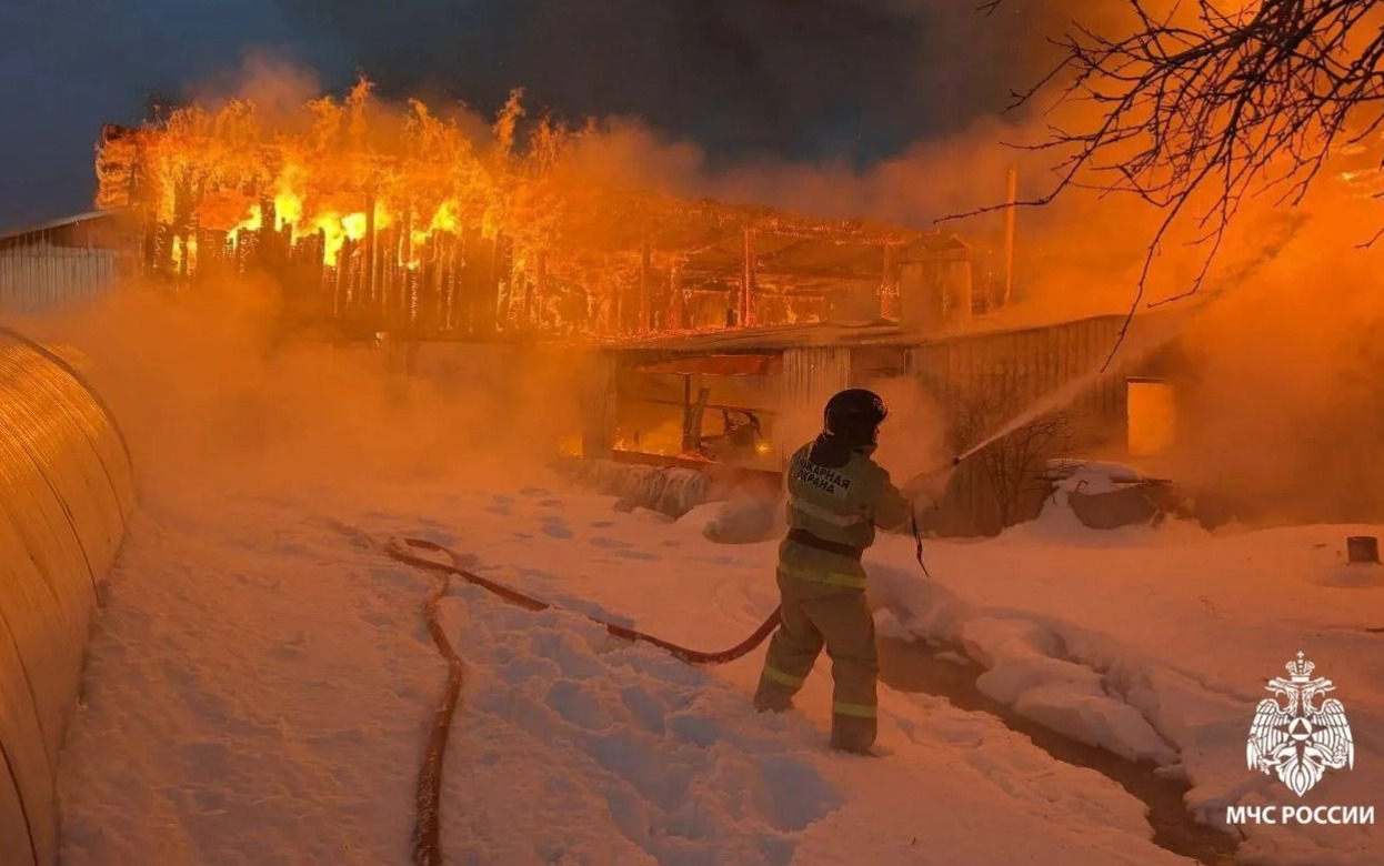 В Вавожском районе при пожаре погибли пожилая женщина и ребенок