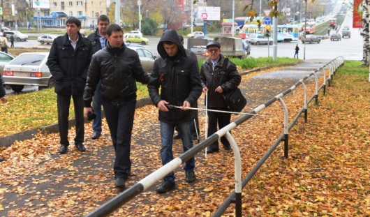 По программе «Доступная среда» в Ижевске отремонтировали 3000 кв. метров тротуаров