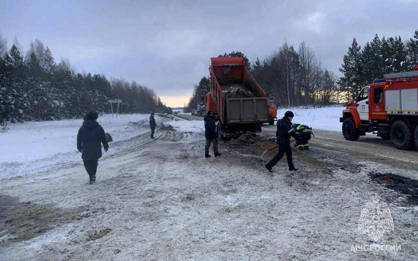 Ликвидация аварии с нефтевозом