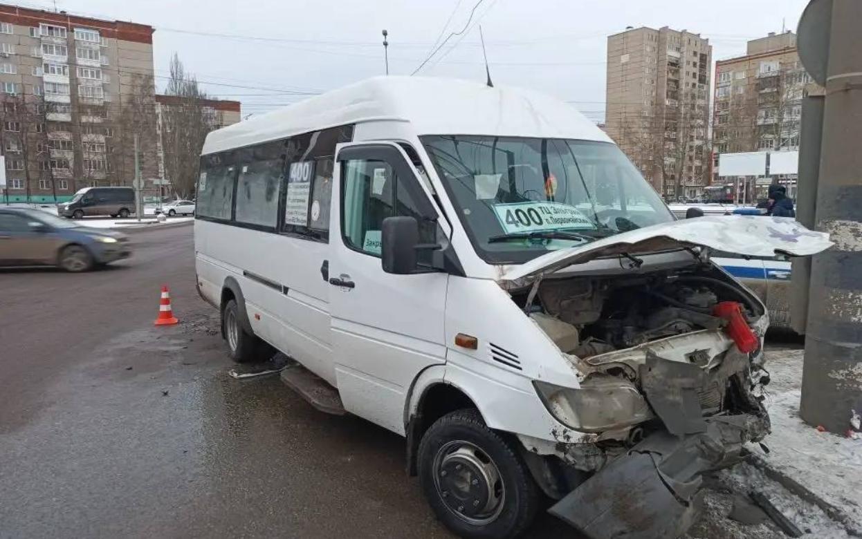 Главные новости Ижевска на 10 декабря: транспортные проблемы и ДТП с маршруткой