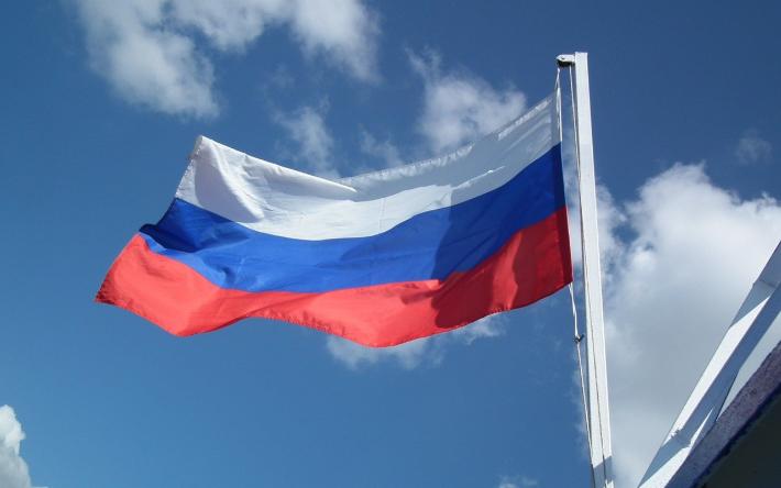 Школьников обяжут петь гимн России каждую неделю
