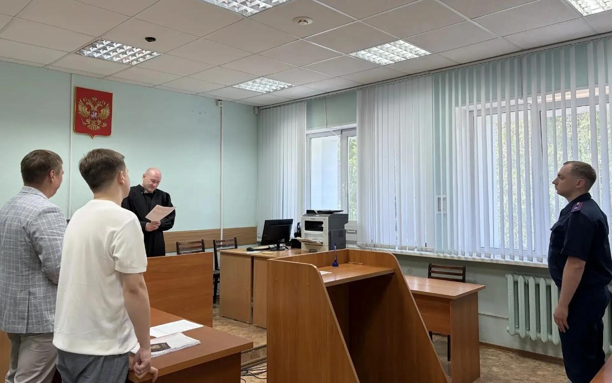 Обвиняемого в пособничестве в мошенничестве адвоката из Ижевска оставили под домашним арестом