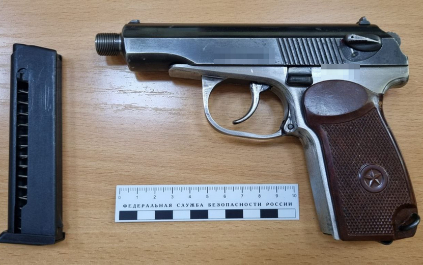 Пистолет, патроны и взрывчатку изъяли у жителя Ижевска