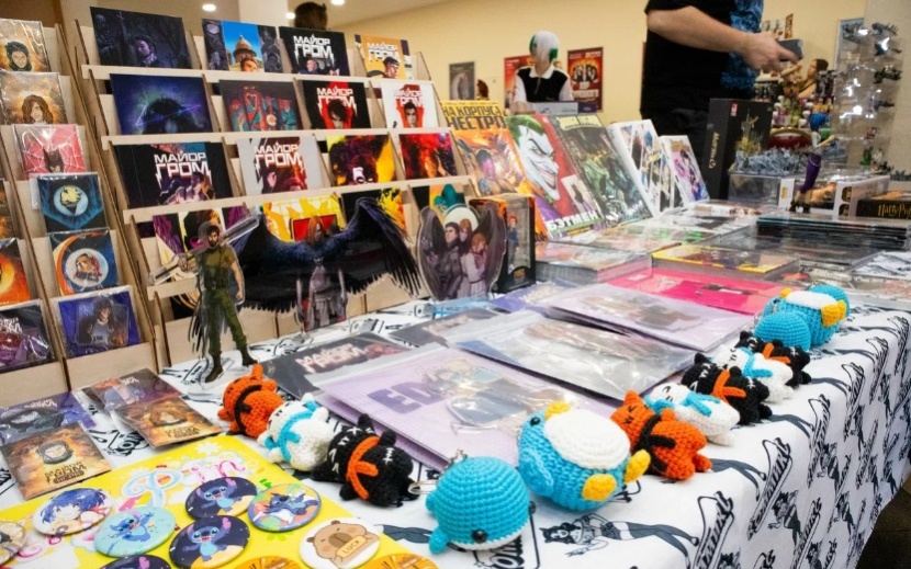 Художники, крафтеры и аниме магазины ждут своих посетителей