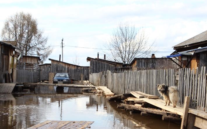 23 сообщения о подтоплении придомовых территорий приняли в Ижевске