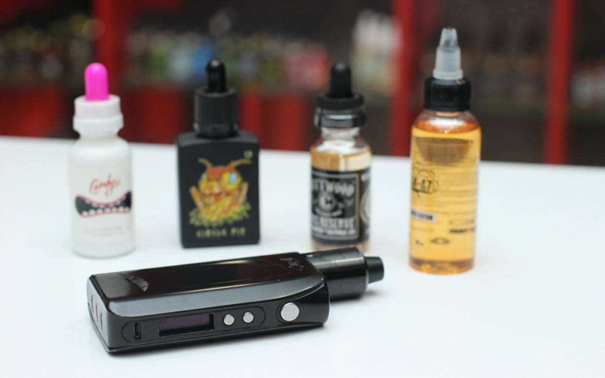 Госсовет Удмуртии пока не может полностью запретить торговлю вейпами