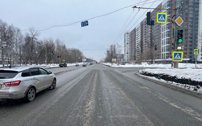 Девочка-подросток пострадала в ДТП с грузовиком в Ижевске