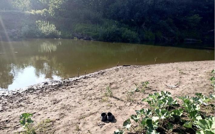 Мужчина и его 11-летний сын утонули в реке в Удмуртии
