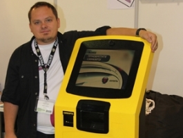 Артем Субботин - ижевский бизнесмен, который вместе со своими друзьями изобрел терминал по продаже сим-карт