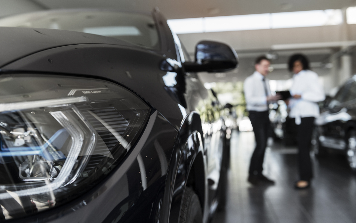 Цены на авто в России побили исторический максимум в преддверии повышения утильсбора