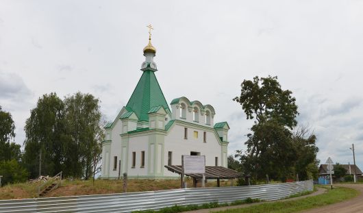 В новом храме села Бураново прошла первая служба
