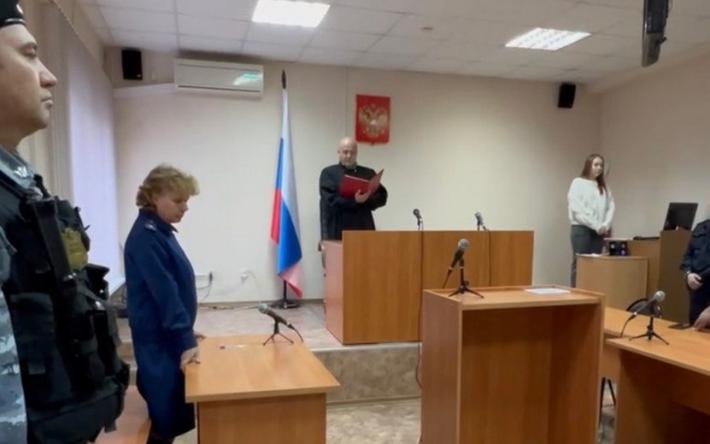 Суд отправил под домашний арест директора ЧОПа по делу о стрельбе в 88-й школе Ижевска