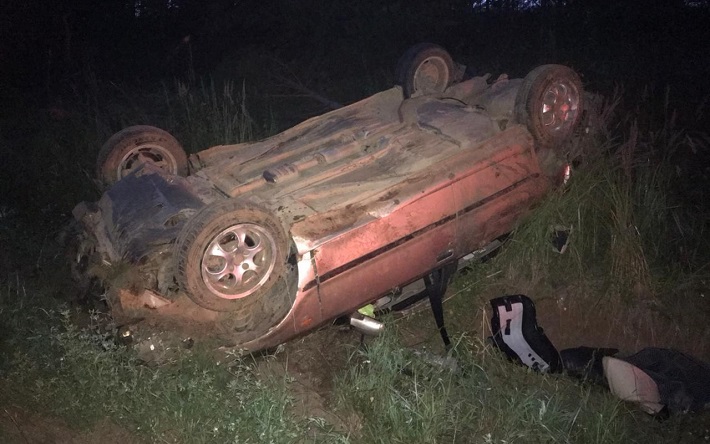 54-летний водитель автомобиля URAN скончался из-за опрокидывания автомобиля