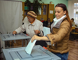 На 15 часов явка на выборах Удмуртии 2017 года составила 23,9%