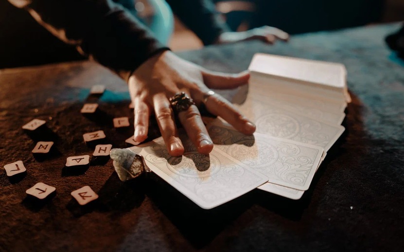 Магия в реальной жизни: работают ли карты Таро в качестве заставки на телефоне
