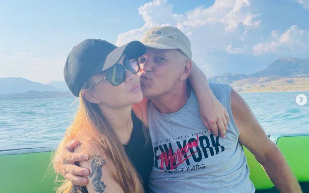 «Болезнь все же взяла свое»: МакSим сообщила о смерти отца после 14-летней борьбы с раком